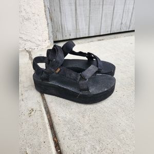 Black platform tevas women size 7